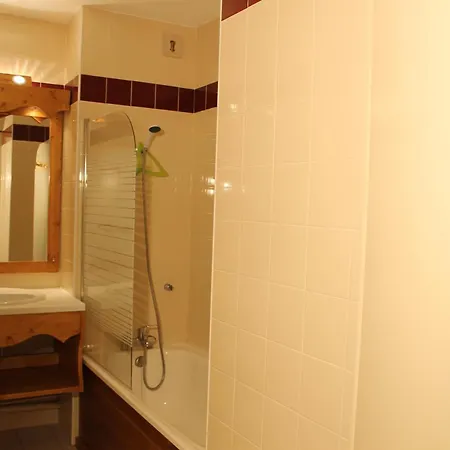 Apart Otel Saboia Cles Blanches La Tania